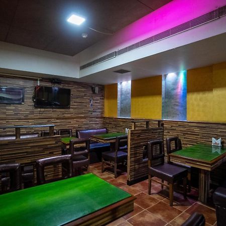 Sree Bharani Hotels Tirunelveli Esterno foto