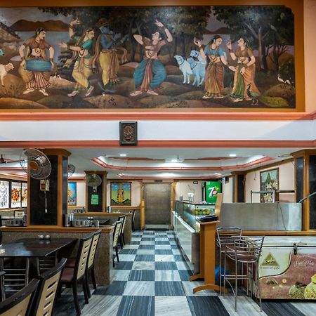 Sree Bharani Hotels Tirunelveli Esterno foto