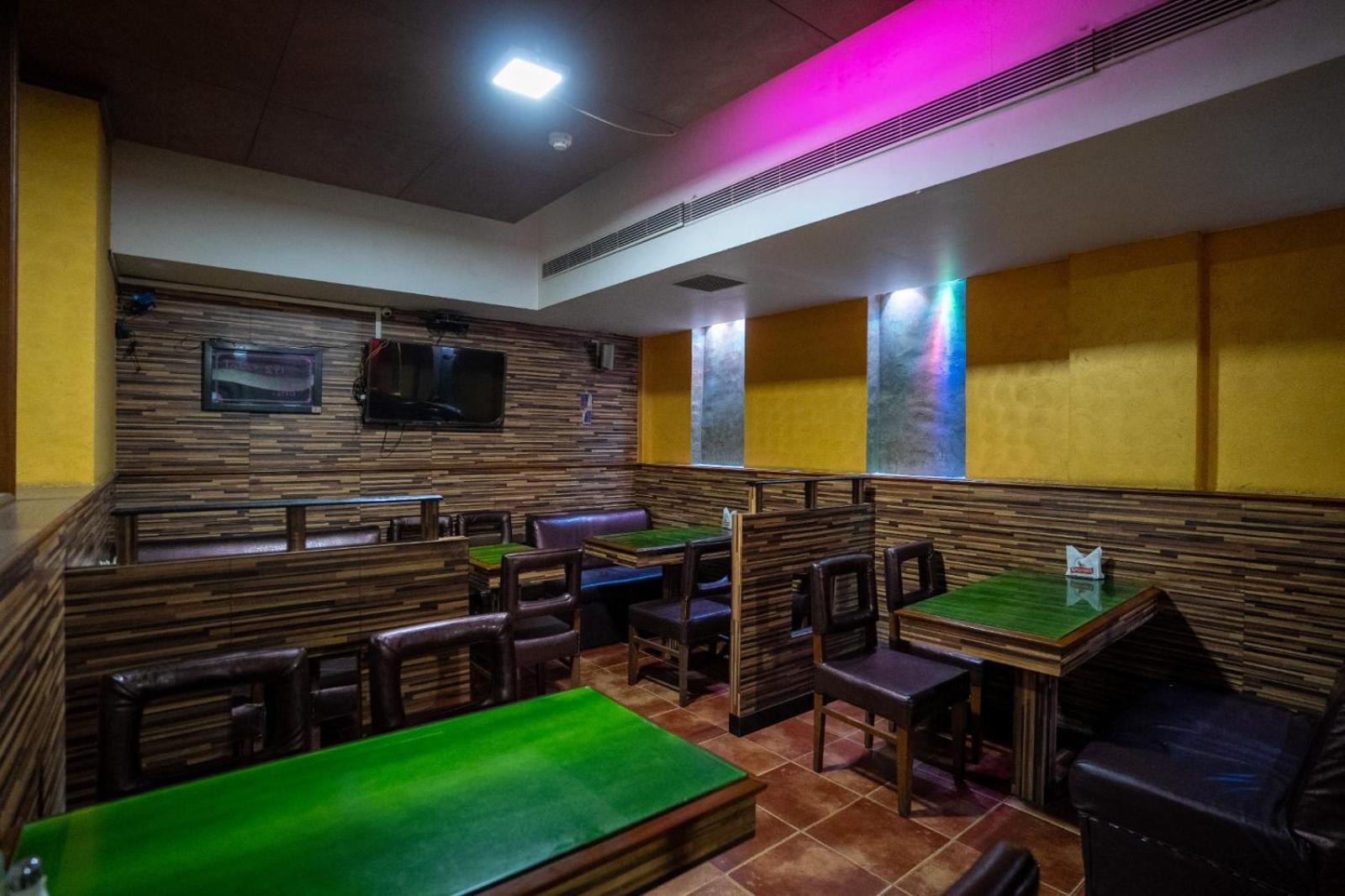 Sree Bharani Hotels Tirunelveli Esterno foto