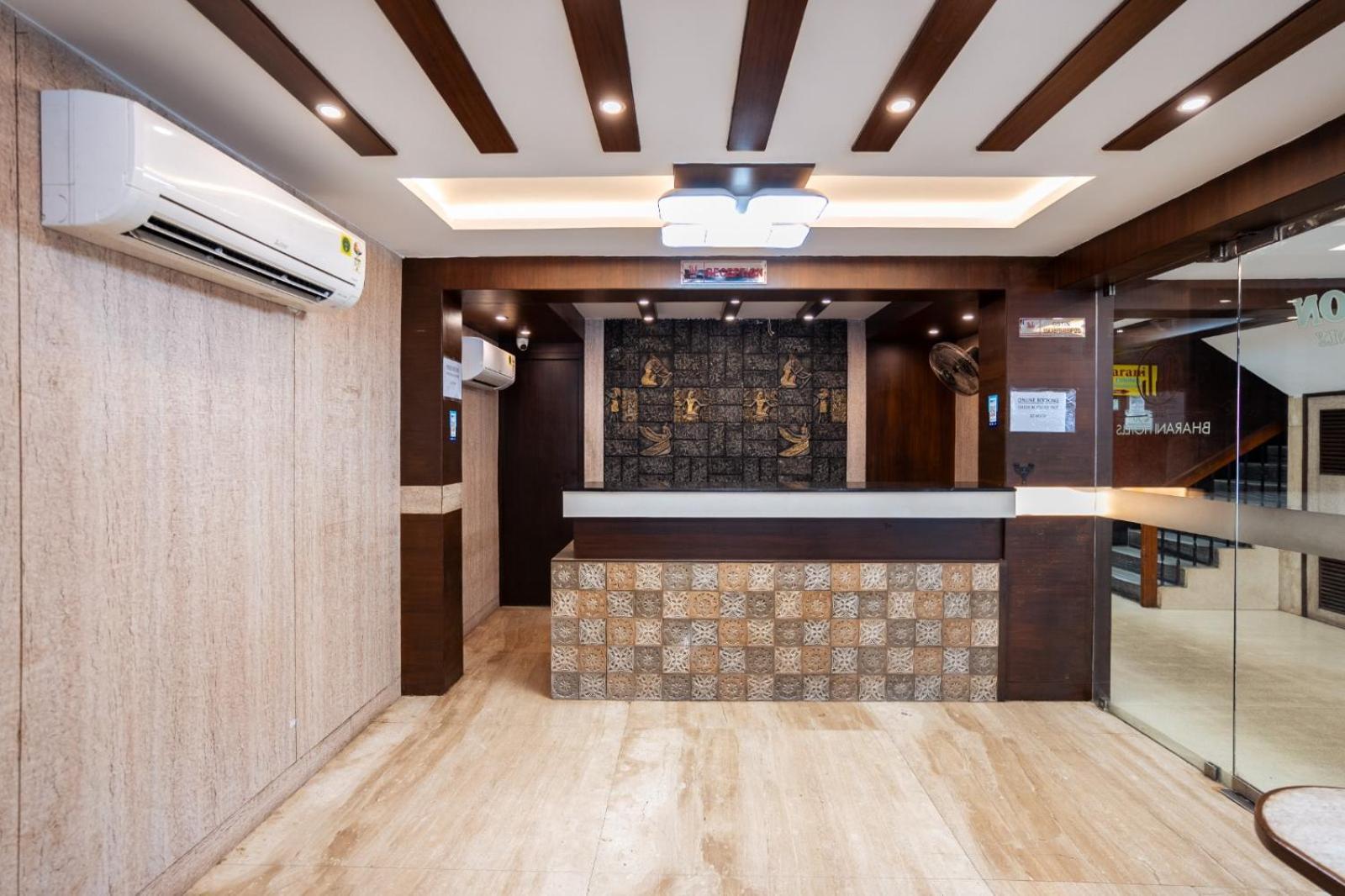 Sree Bharani Hotels Tirunelveli Esterno foto