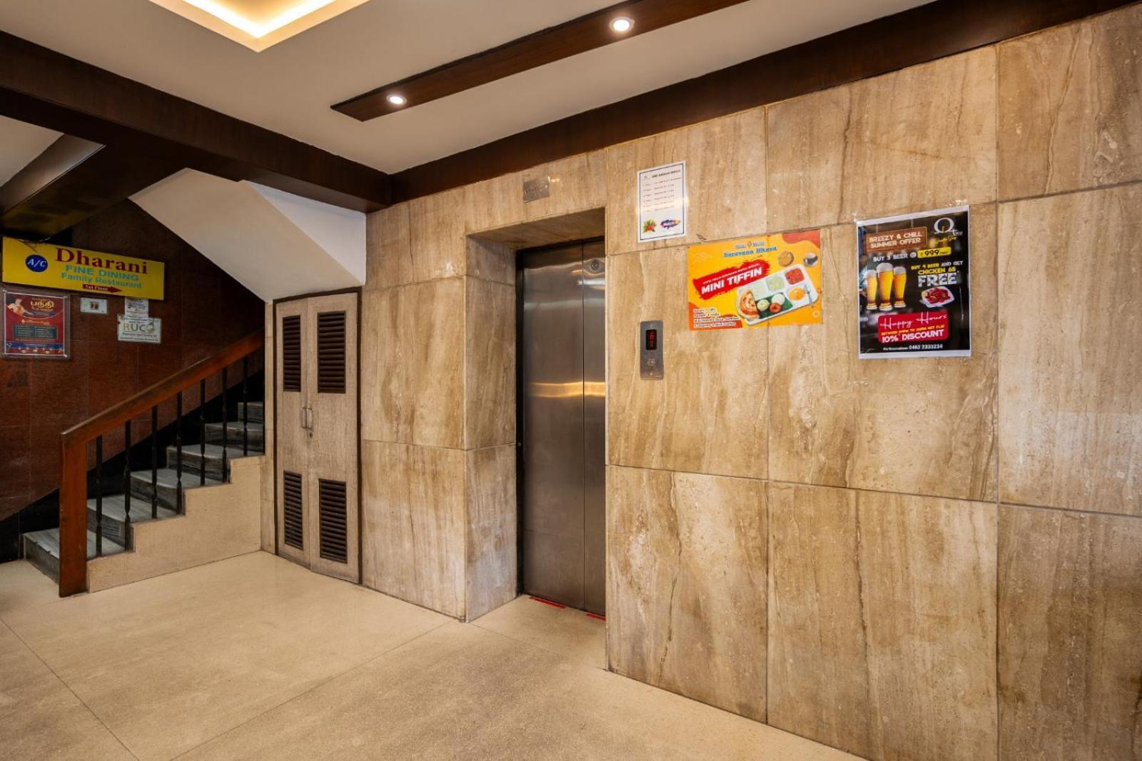 Sree Bharani Hotels Tirunelveli Esterno foto