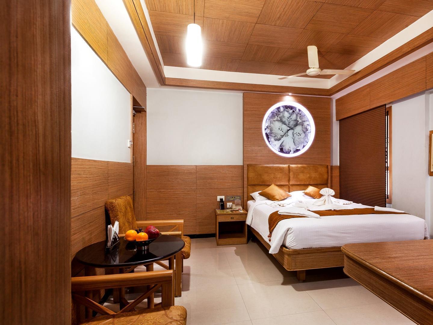 Sree Bharani Hotels Tirunelveli Esterno foto