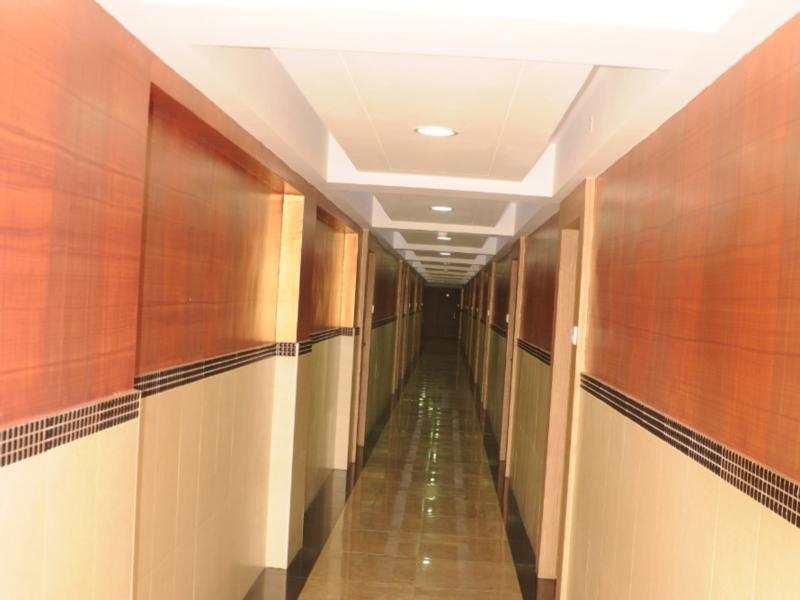 Sree Bharani Hotels Tirunelveli Esterno foto